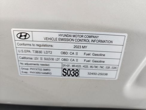 Used 2023 Hyundai Santa Fe SEL w/ Premium Package image 21