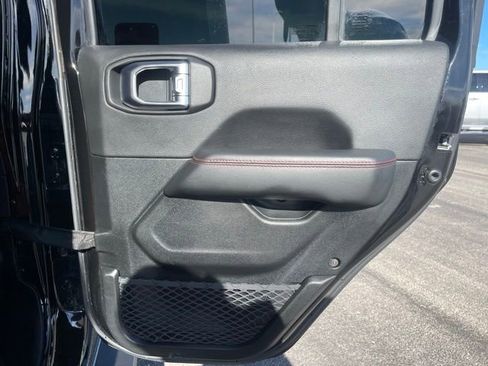 Used 2020 Jeep Gladiator Rubicon image 15