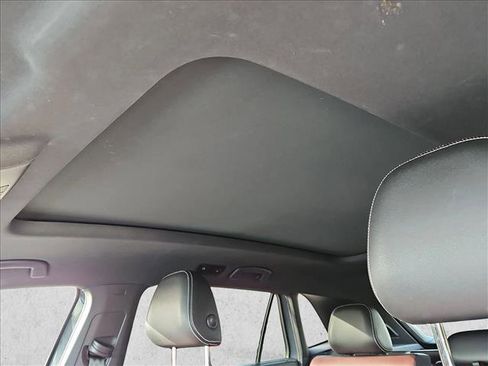 Used 2023 Volkswagen Atlas Cross Sport SEL Premium R-Line image 15