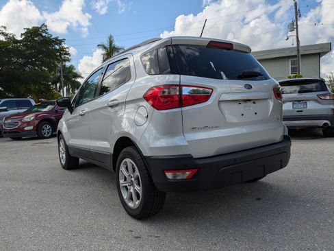 Used 2021 Ford EcoSport SE w/ SE Convenience Package FWD image 6