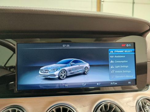 Used 2018 Mercedes-Benz E 400 4MATIC Coupe image 35