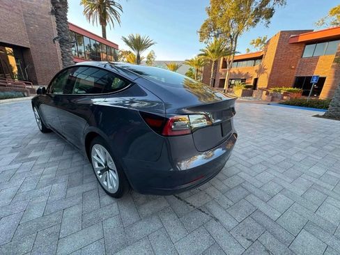 Used 2021 Tesla Model 3 Standard Range Plus RWD image 9