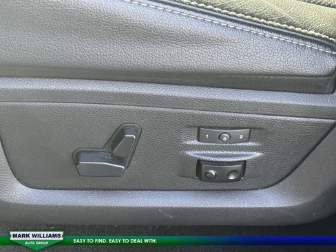 Used 2017 RAM 2500 Laramie w/ Protection Group image 11