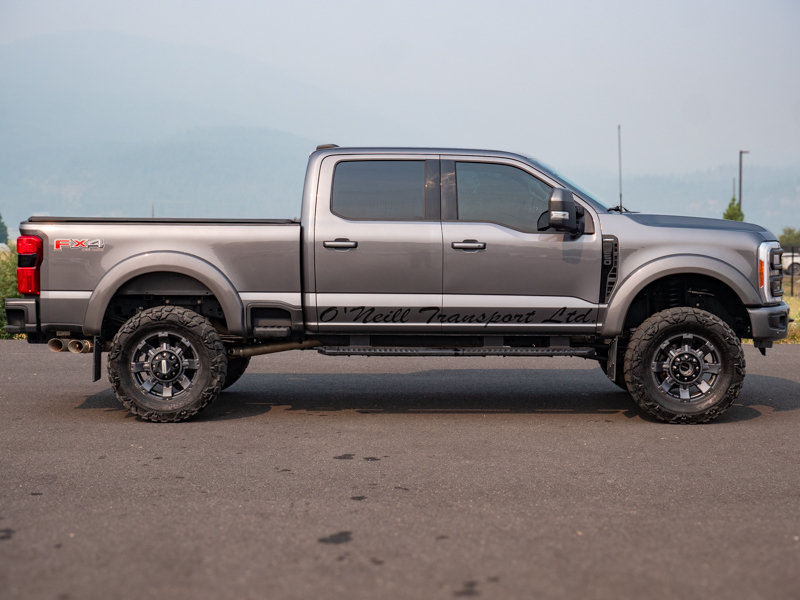 Used 2023 Ford F250 Lariat w/ Lariat Ultimate Package AWD/4WD image 4