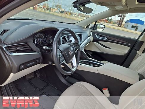 Used 2022 Buick Enclave Avenir w/ Avenir Technology Package image 20