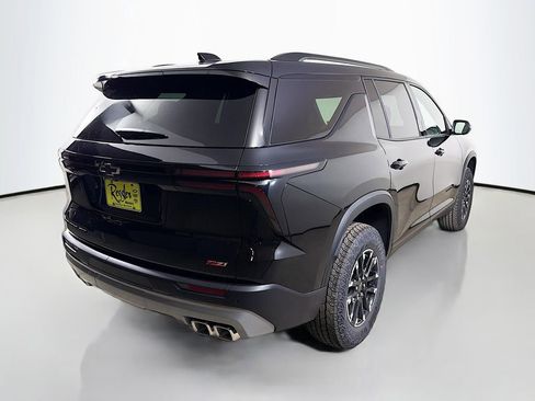 New 2026 Chevrolet Traverse Z71 w/ LPO, Floor Liner Package AWD/4WD image 5