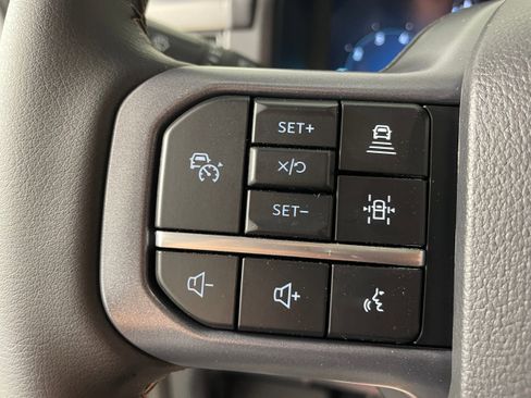 New 2025 Ford F150 Lariat w/ Equipment Group 502A High image 12