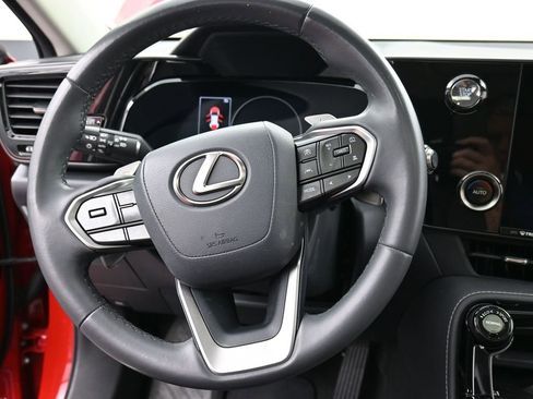 Used 2023 Lexus NX 350 AWD image 11