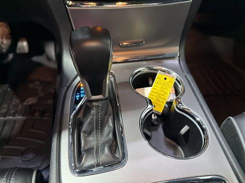 Used 2020 Jeep Grand Cherokee Overland image 29