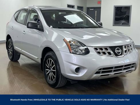 Used 2014 Nissan Rogue S FWD image 3