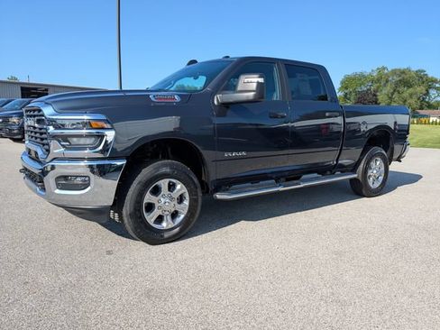 Used 2026 RAM 2500 Big Horn AWD/4WD image 8