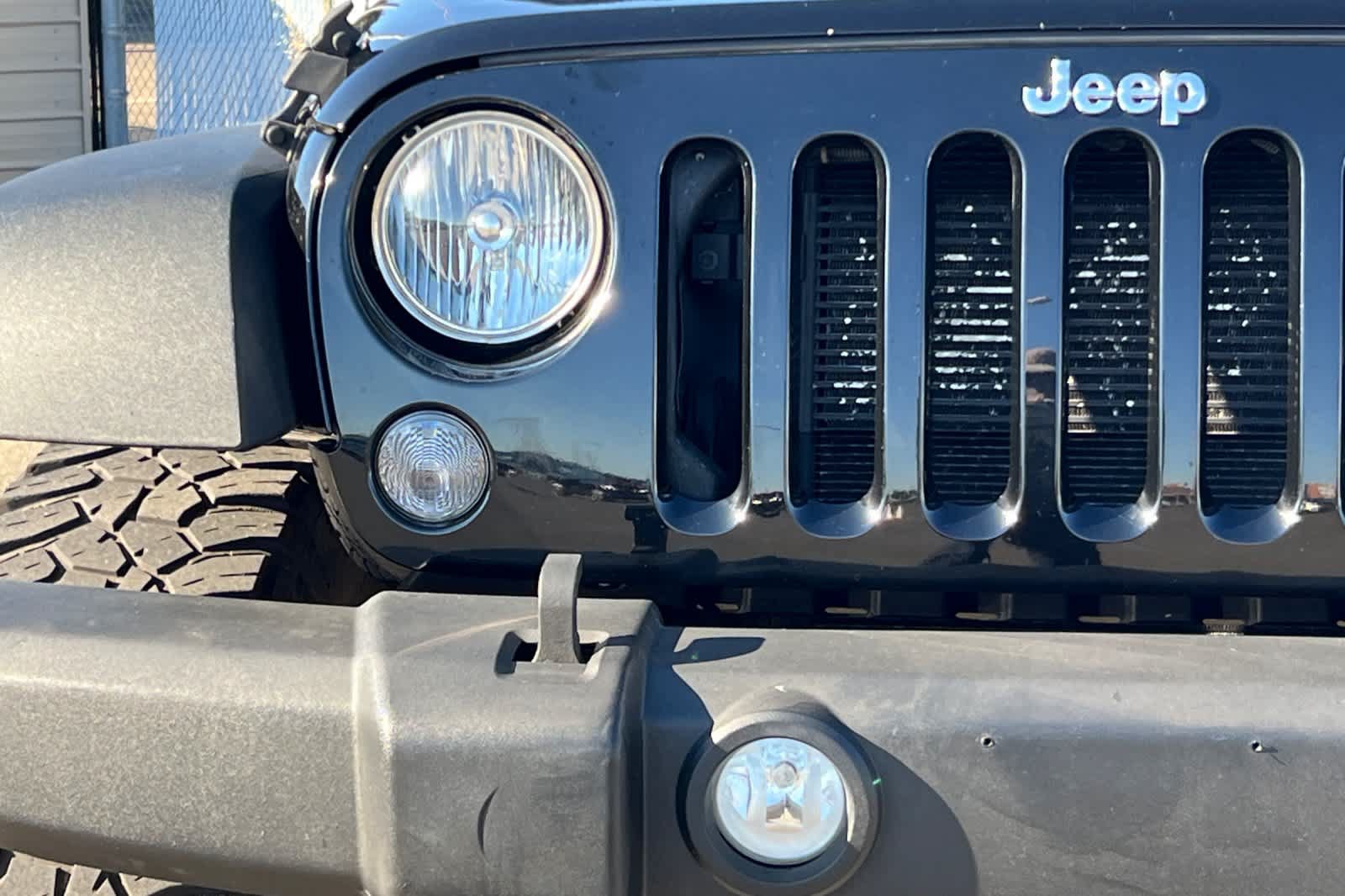 Used 2016 Jeep Wrangler Sport w/ Quick Order Package 24S AWD/4WD image 17