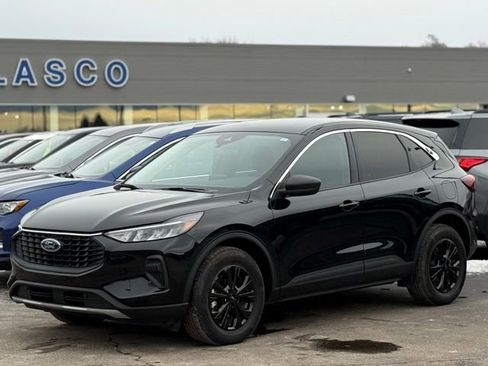 Certified 2023 Ford Escape Active image 35