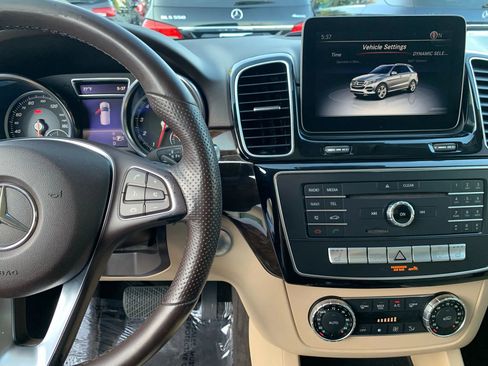 Used 2018 Mercedes-Benz GLE 350 GLE 350 Sport Utility 4D image 19