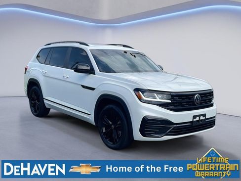 Used 2023 Volkswagen Atlas SEL R-Line AWD/4WD image 8