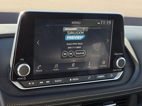 Used 2023 Nissan Rogue SV image 21