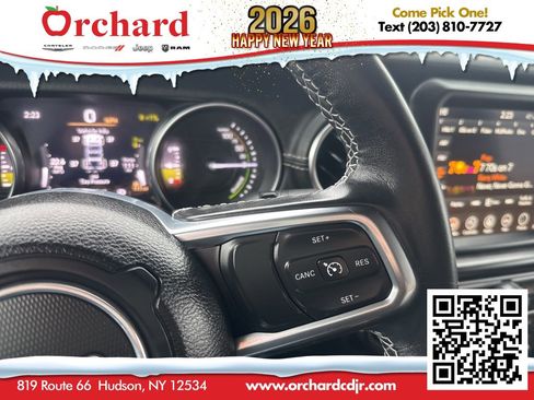 Used 2023 Jeep Wrangler Unlimited Sahara w/ Cold Weather Group image 38