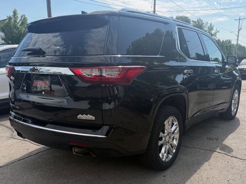 Used 2019 Chevrolet Traverse High Country w/ LPO, Floor Liner Package AWD/4WD image 12