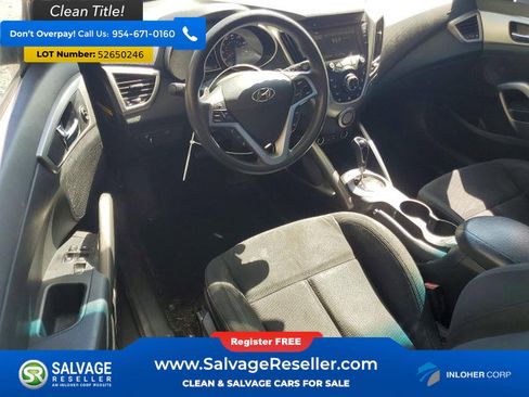 Used 2016 Hyundai Veloster FWD image 11