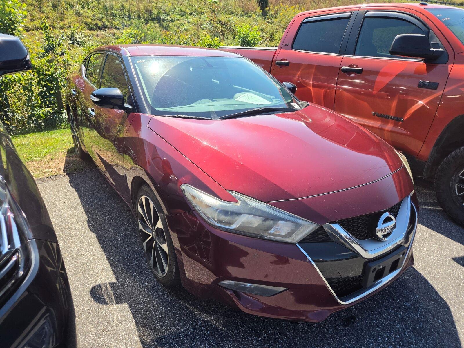 Used 2016 Nissan Maxima SR FWD image 3