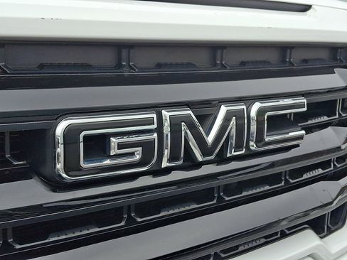 Used 2021 GMC Sierra 1500 Elevation image 7