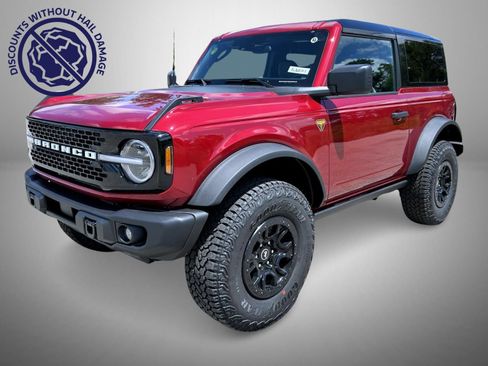 New 2026 Ford Bronco Badlands w/ Sasquatch Package AWD/4WD image 1