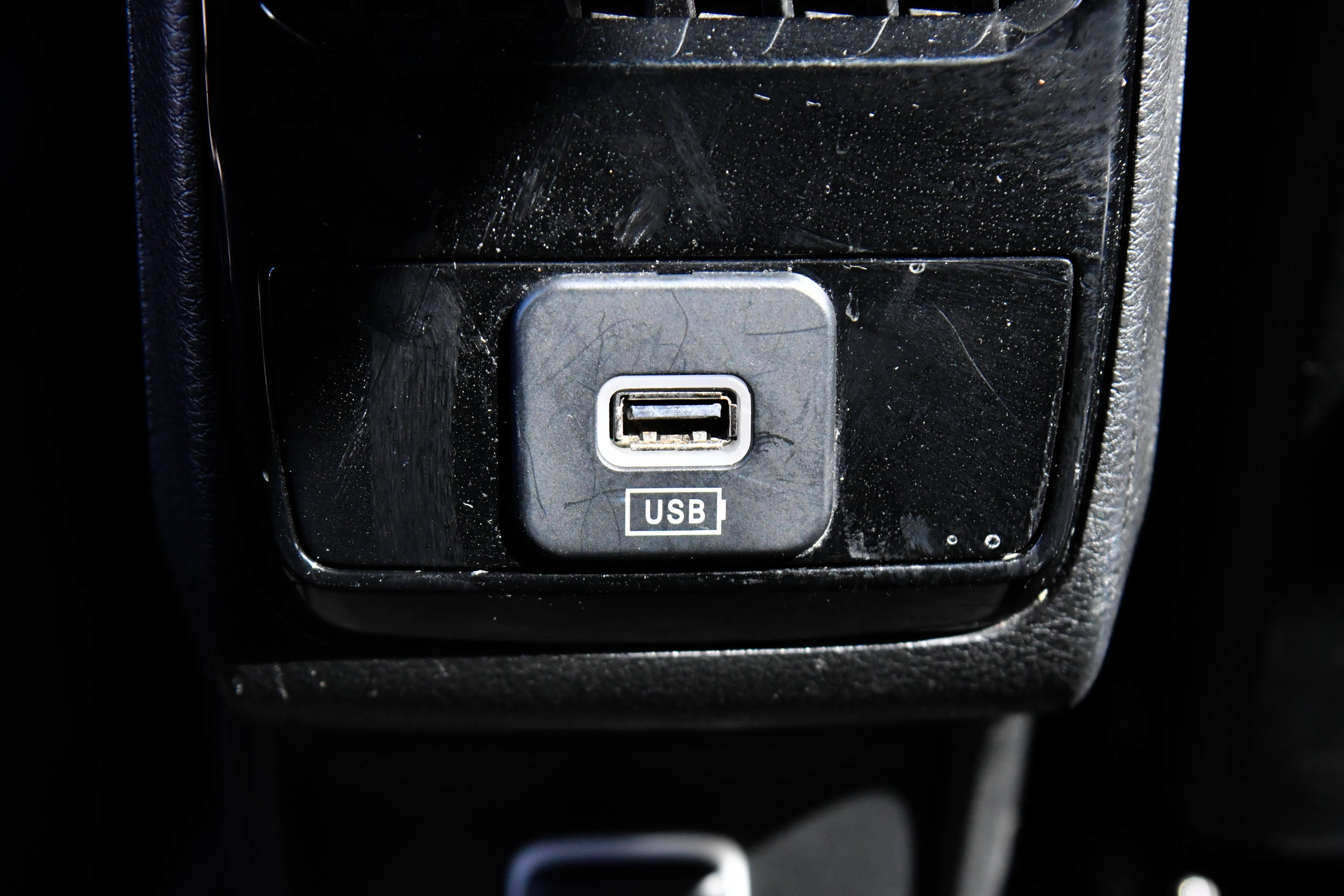 Used 2025 Jeep Compass Limited AWD/4WD image 43