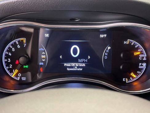 Used 2020 Jeep Grand Cherokee Limited AWD/4WD image 23