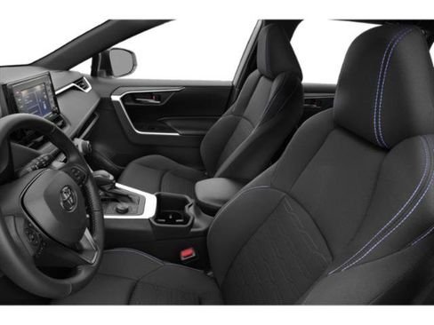 Used 2022 Toyota RAV4 SE w/ Convenience Package AWD/4WD image 9