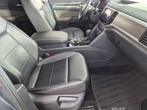 Used 2022 Volkswagen Atlas SE AWD/4WD image 33