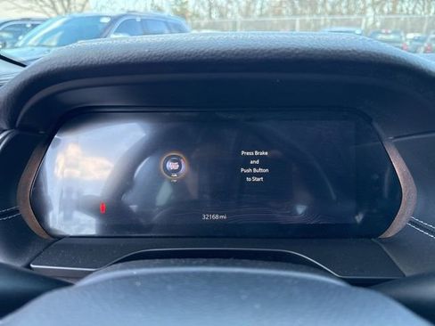 Used 2022 Jeep Grand Cherokee Limited image 12