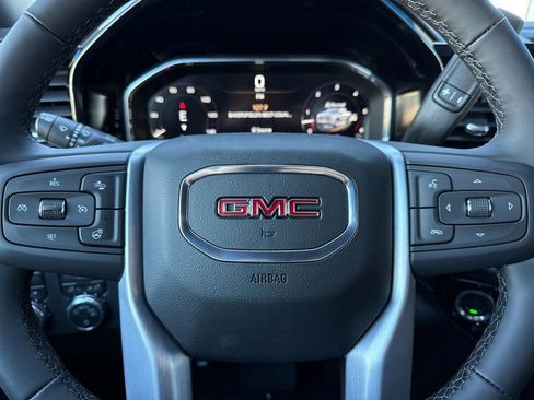 New 2026 GMC Sierra 1500 SLE w/ LPO, Black Badging Package image 22