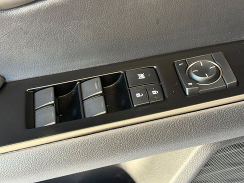 Used 2024 Lexus UX 250h F Sport FWD image 13