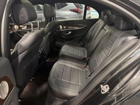 Used 2023 Mercedes-Benz E 350 4MATIC Sedan image 11