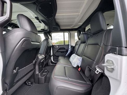 New 2026 Jeep Wrangler Unlimited Rubicon AWD/4WD image 20