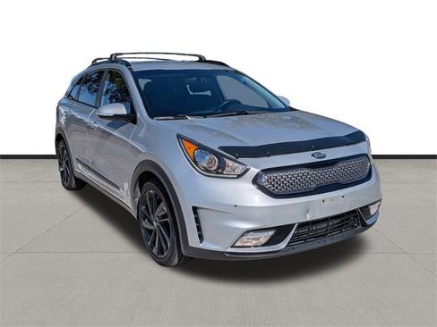 Used 2019 Kia Niro S Touring image 3