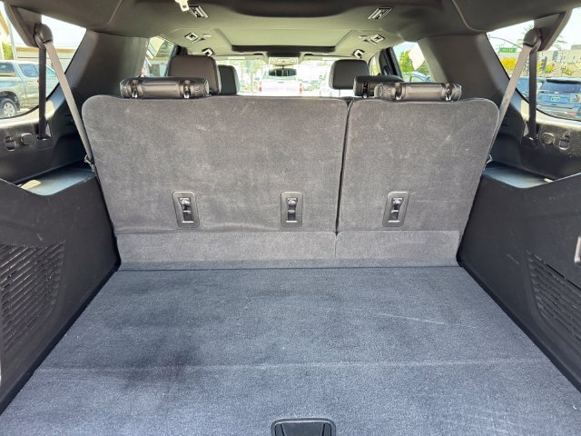 Certified 2023 Chevrolet Suburban RST w/ Luxury Package AWD/4WD image 13