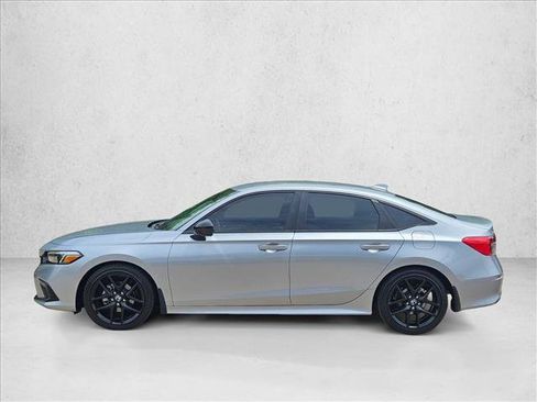 Used 2023 Honda Civic Sport image 9