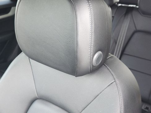 Used 2024 Porsche Cayenne S image 18