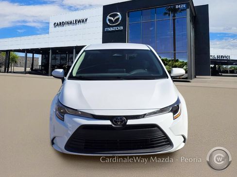 Used 2024 Toyota Corolla LE FWD image 11