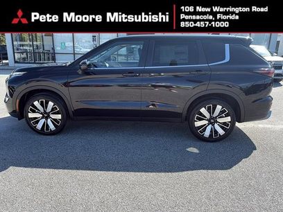 New 2025 Mitsubishi Outlander SE
