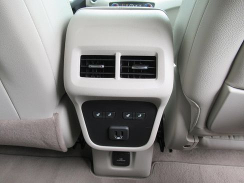 Used 2022 GMC Terrain Denali AWD/4WD image 34