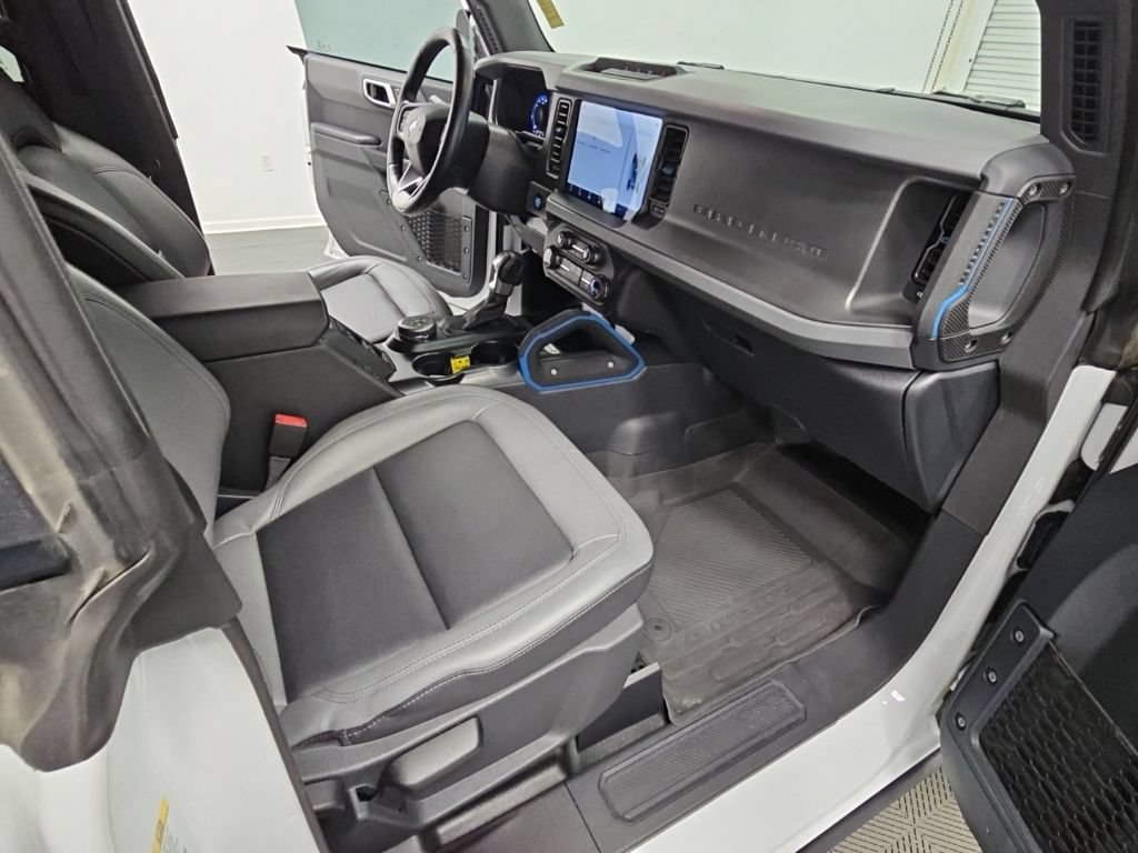 Used 2024 Ford Bronco Black Diamond AWD/4WD image 37