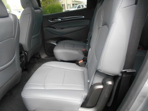 Used 2023 Buick Enclave Essence w/ Experience Buick Package image 10