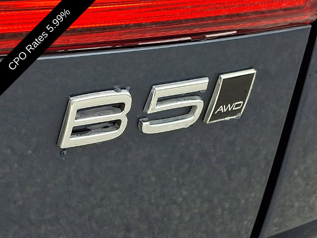 Certified 2023 Volvo XC60 B5 Plus AWD/4WD image 34