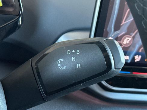 New 2025 Volkswagen ID.4 Pro image 21