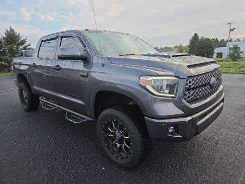Used 2018 Toyota Tundra SR5 w/ TRD Sport Package AWD/4WD image 19