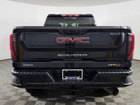 Used 2024 GMC Sierra 2500 AT4 w/ AT4 Premium Plus Package AWD/4WD image 7