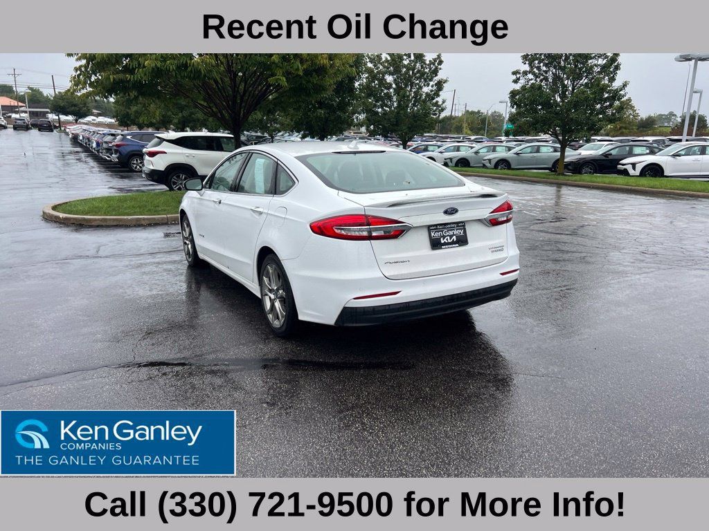 Used 2019 Ford Fusion Titanium FWD image 7