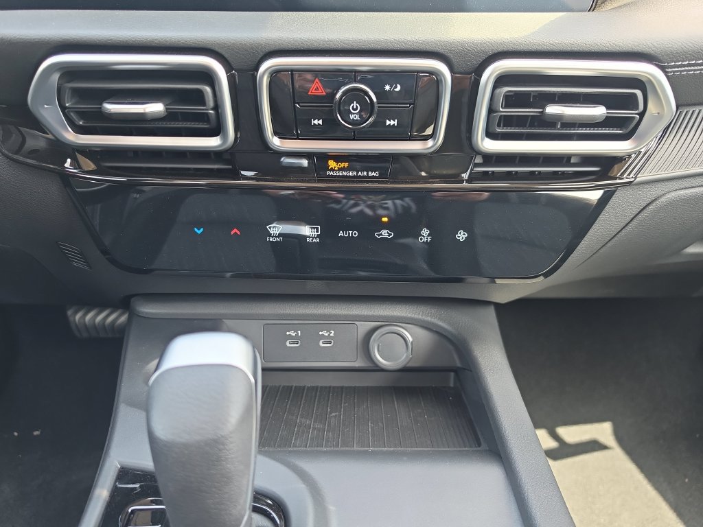 New 2027 Nissan Sentra SV FWD image 16